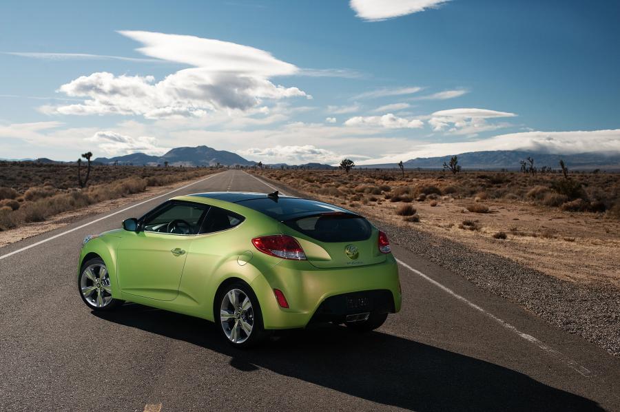  Hyundai Veloster 2011 года  (фото 144 из 184)